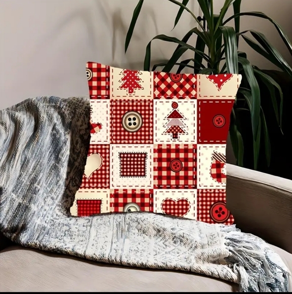 NEW! Christmas Patchwork Cushion Cover - Picture 6 of 11